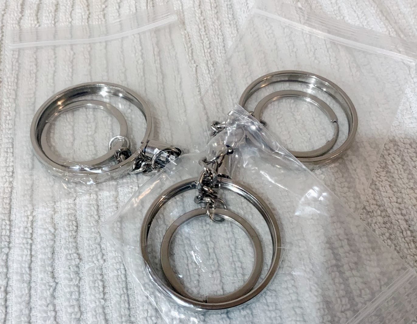 (3) 38MM BEZELS FITS Morgan, Peace, Ike Dollars For Coin Keychains (SILVER) - Image 2