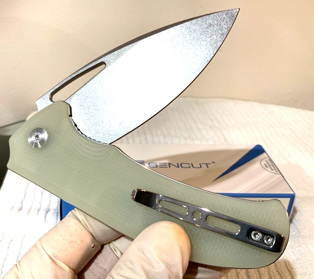 Sencut Phantara Stonewashed 9Cr18MoV *BIG* Blade JADE Handle Pocket Knife - Image 2