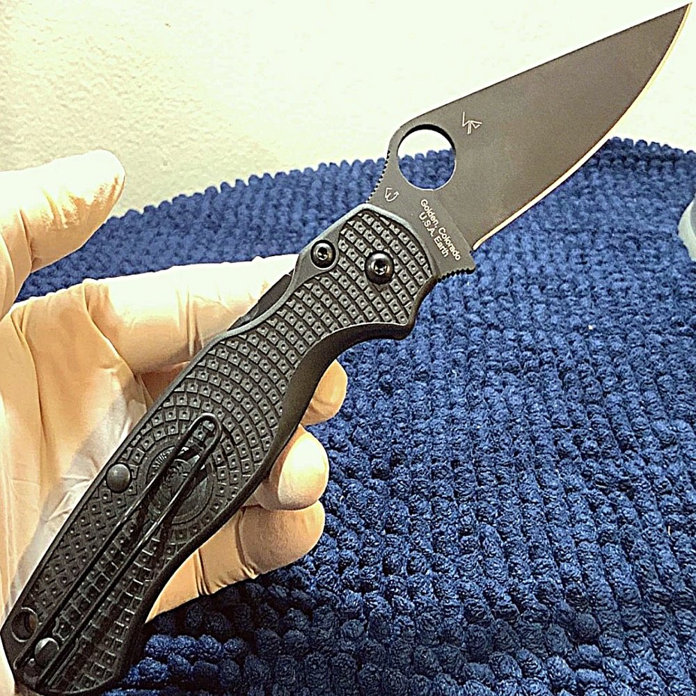 Spyderco Para Military 2 Lightweight Compression Lock *BLACKOUT* SC81PBBK2