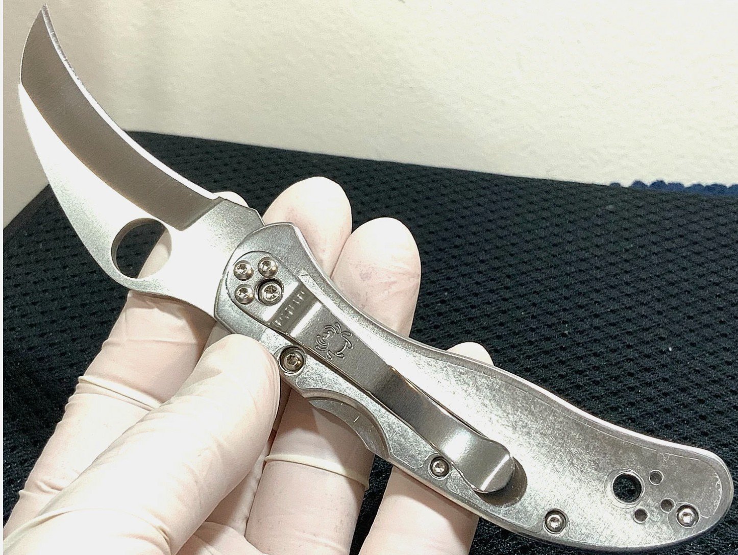 Spyderco Harpy Clipit (C08P) VG-10 Blade Stainless Steel Handle Folding Knife - Image 2