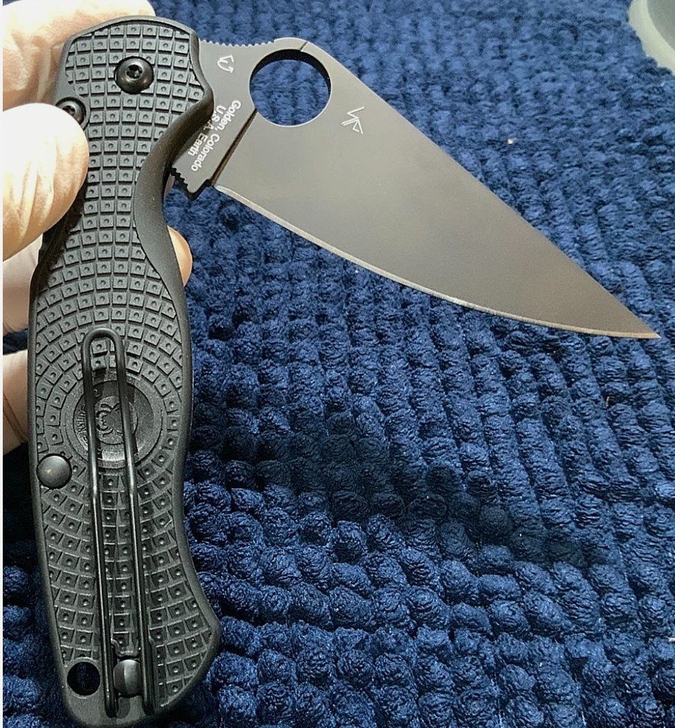 Spyderco Para Military 2 Lightweight Compression Lock *BLACKOUT* SC81PBBK2 - Image 2
