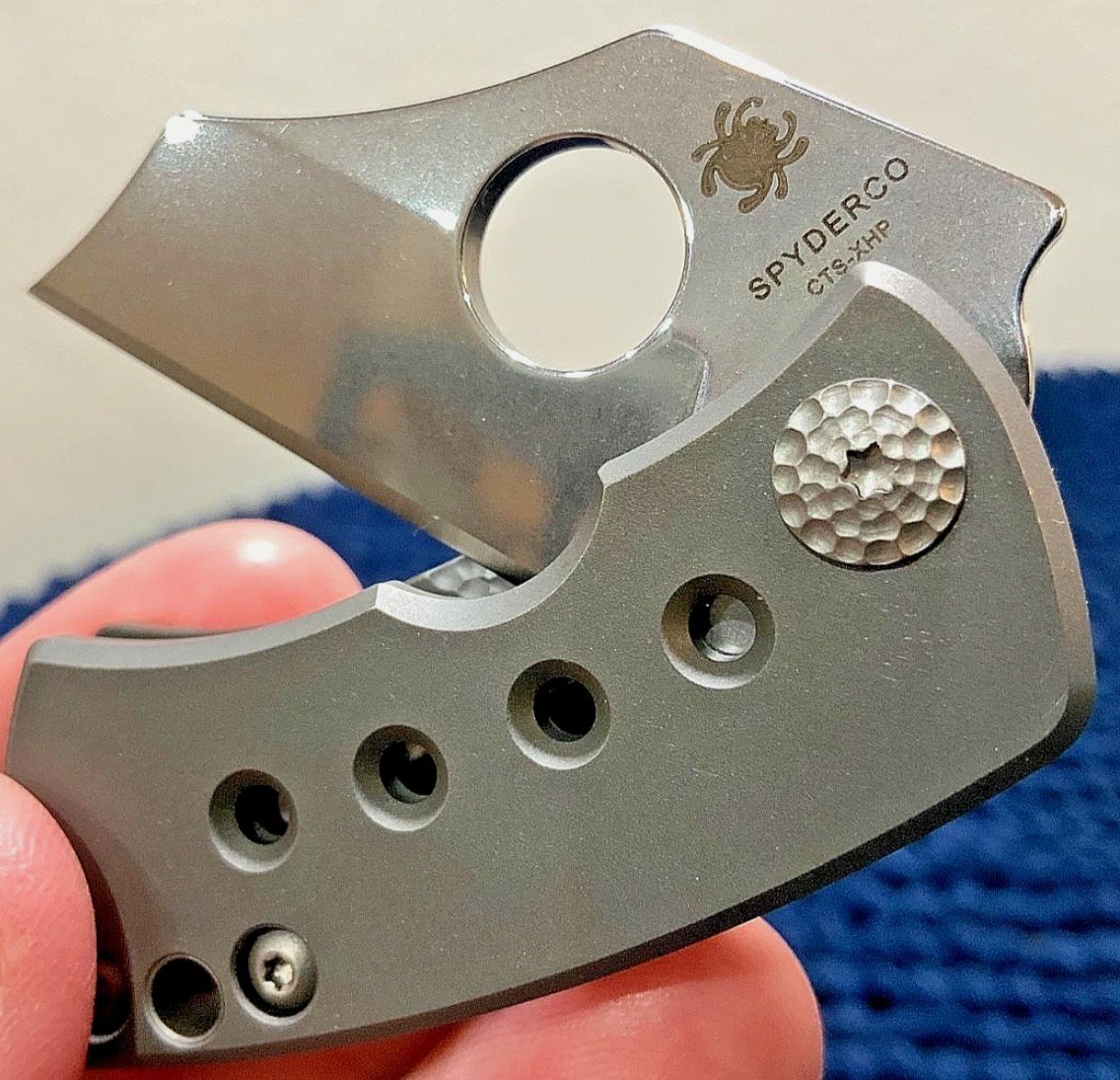 Spyderco McBee 5th Pocket Money Clip (C236TIP) *High-End Executive* KC Knife - Image 5