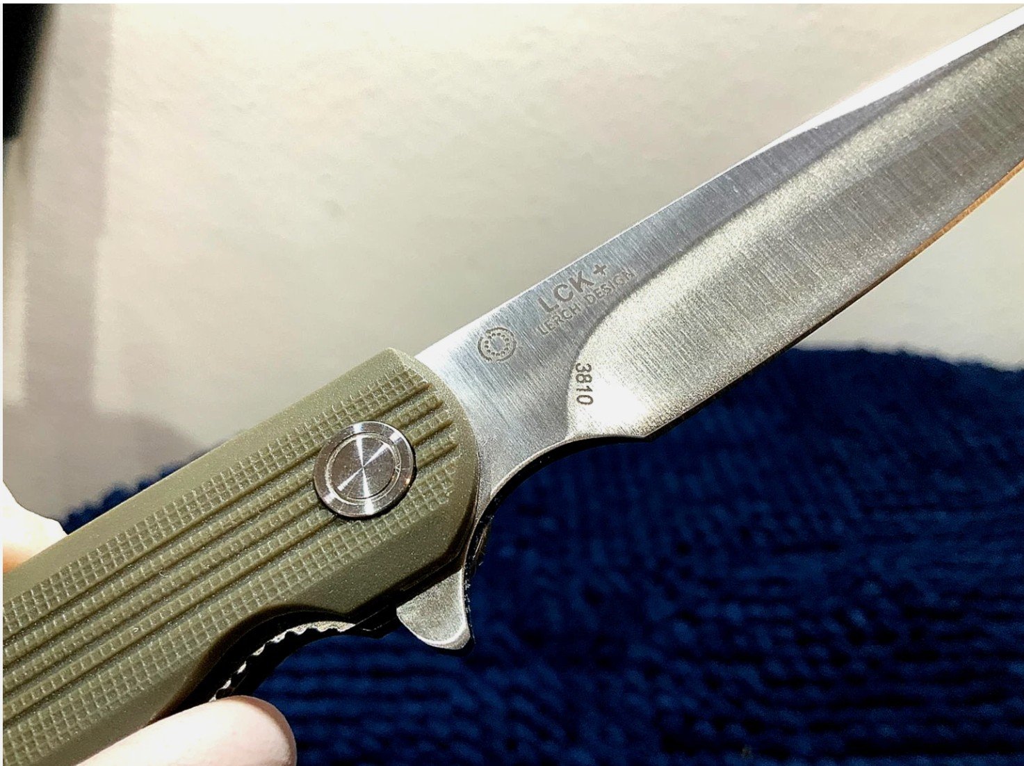 Kinetic (CRKT 3810) Smooth Flip Folder LCK+ Lightweight Large Lerch Design Knife - Image 7