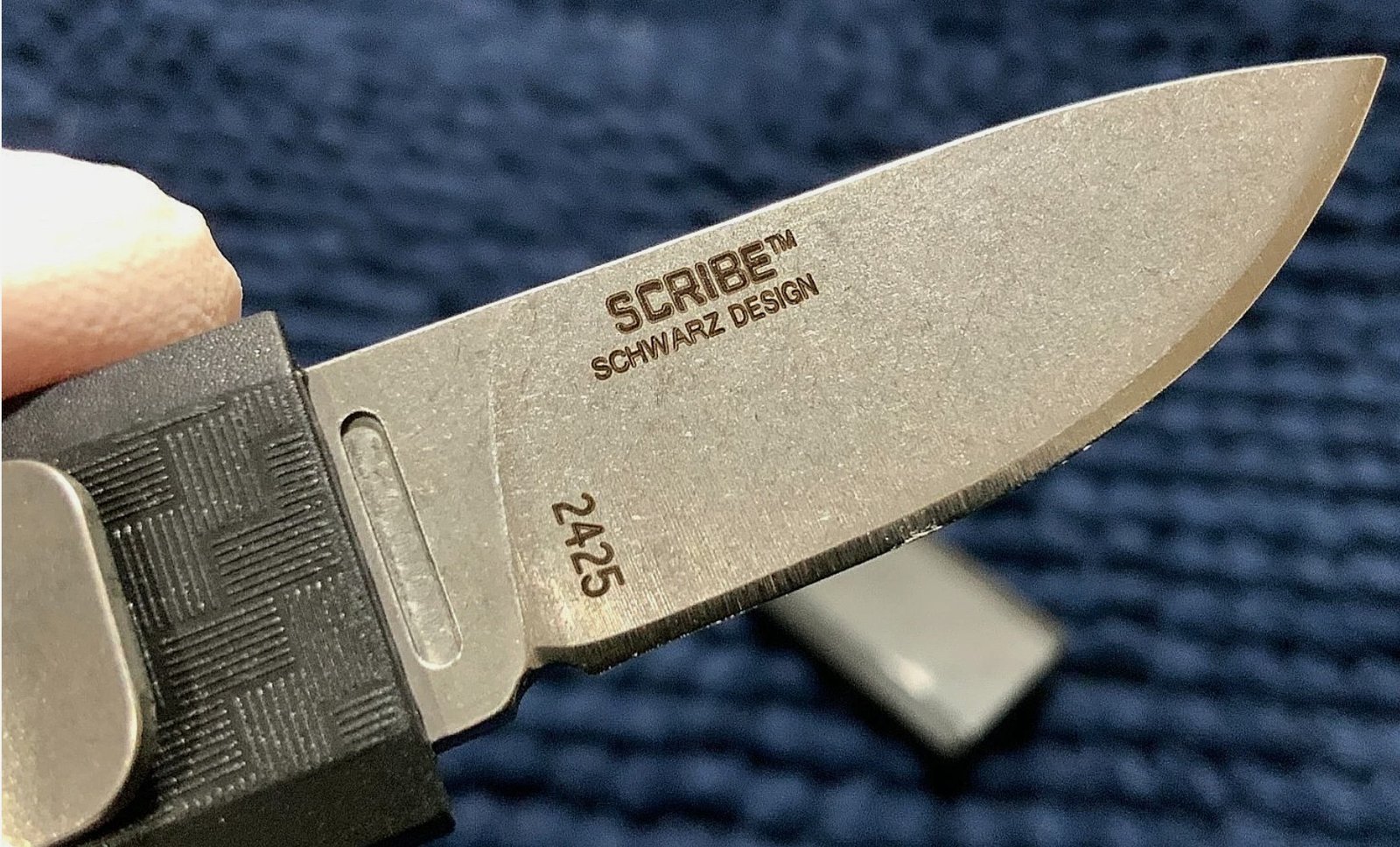 CRKT Scribe (2425) Executive Carry Ultra Compact Snap Cover Fixed D2 Steel Blade - Image 6