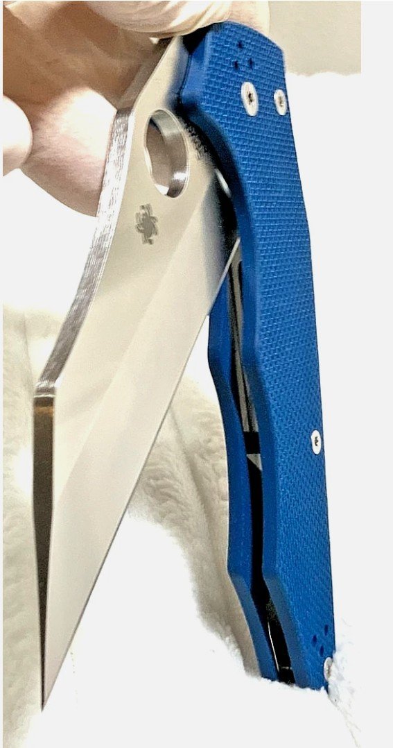 Spyderco YoJumbo Cobalt Blue (C253GPCBL) CPM SPY27 Wharncliffe Blade Folder - Image 2