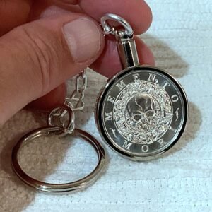 Intaglio Reserve Vault - MEMENTO MORI (30MM Half Ounce) Silver Keychain